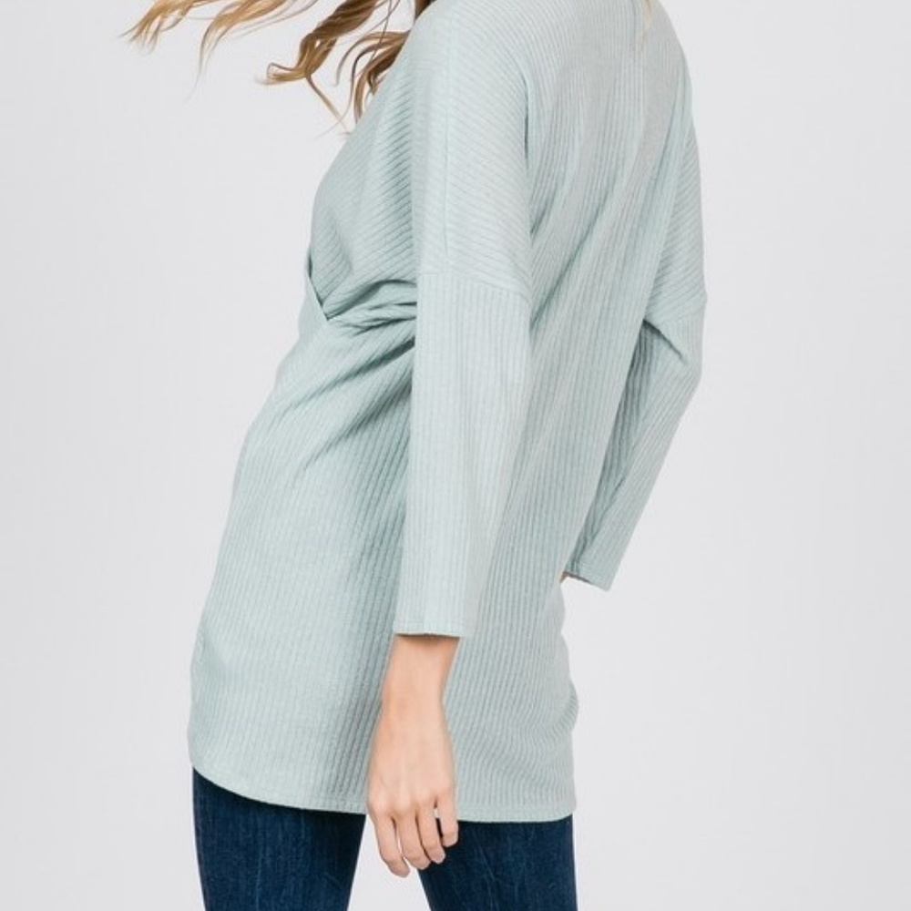 Mint Lightweight Crossover Top - Picture 3 of 6